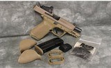 Smith & Wesson~M&P9 M2.0~9mm - 3 of 4