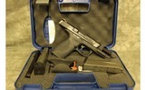 Smith & Wesson~M&P 45~45 ACP - 3 of 4