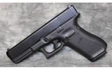 Glock~17 Gen 5 MOS~9mm - 2 of 3