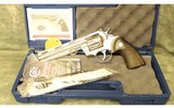 Colt~Python~.357 Magnum - 3 of 4