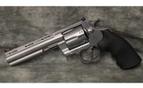 Colt~Anaconda~44 Magnum - 2 of 4