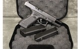 Glock~22~40 S&W - 3 of 3