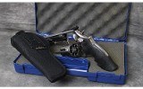 Smith & Wesson~686-5~.357 Magnum - 3 of 4