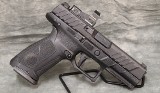 Beretta~APX~9mm