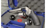 Smith & Wesson~686-6 Plus~.357 Magnum - 3 of 4