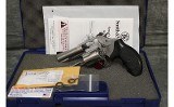 Smith & Wesson~60-15~.357 Magnum - 3 of 4