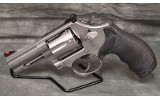 Smith & Wesson~686-6 Plus~.357 Magnum - 2 of 4