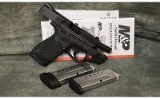 Smith & Wesson~M&P9 Shield M2.0~9mm - 3 of 4