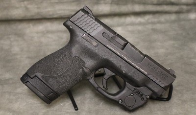Smith & Wesson~M&P9 Shield M2.0~9mm