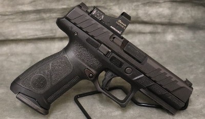Beretta~APX~9mm