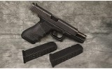Glock~22~40 S&W - 3 of 3