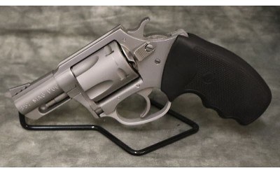 Charter Arms~Mag Pug~.357 Magnum - Image 2 of 3