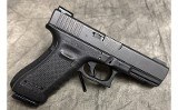 Glock~22 Gen4~.40 S&W - 2 of 2