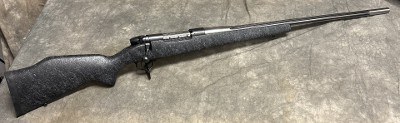 Weatherby~Mark V Accumark~.300 Win Mag