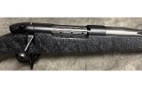 Weatherby~Mark V Accumark~.300 Win Mag - 5 of 9
