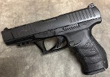 Walther~PPQ M2~.40 S&W - 1 of 2