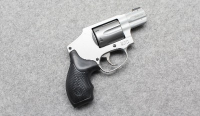 Smith & Wesson ~ Model 632-3 ~ .32 H&R Magnum - Image 1 of 7