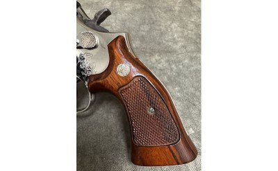 S&W~Nickel 586 (no dash)~.357 Magnum - Image 4 of 5