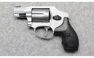 Smith & Wesson ~ Model 632-3 ~ .32 H&R Magnum - Image 2 of 7