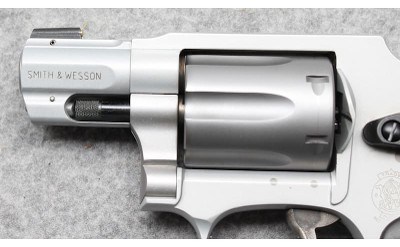 Smith & Wesson ~ Model 632-3 ~ .32 H&R Magnum - Image 4 of 7