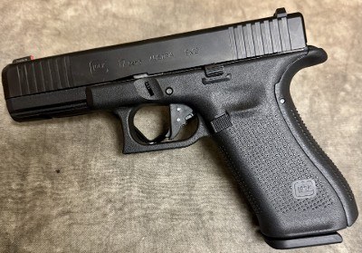 Glock~17 Gen5~9mm - Image 1 of 2