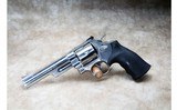 Smith & Wesson ~ 629-6 ~ .44 Magnum - 3 of 3