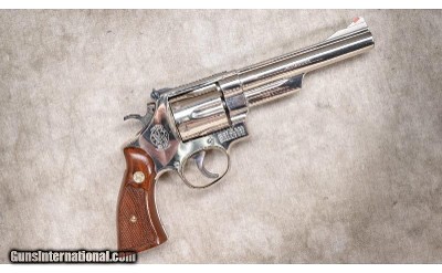 Smith & Wesson ~ Model 57 ~ .41 Magnum