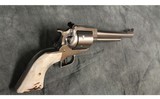 Ruger Blackhawk - 3 of 6