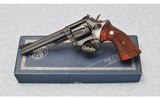 Smith & Wesson ~ Model 19-2 ~ .357 Magnum - 5 of 5