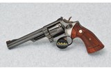 Smith & Wesson ~ Model 19-2 ~ .357 Magnum - 4 of 5