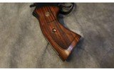 Smith & Wesson ~ 586-8 ~ .357 Magnum - 3 of 4