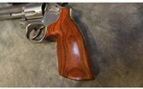 Smith & Wesson ~ 686-6 ~ .357 Magnum - 4 of 4