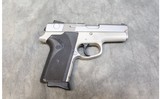 Smith & Wesson ~ 3953 ~ 9mm Luger - 1 of 4