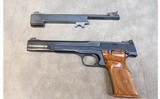 SMITH & WESSON ~ MODEL 41 ~ 22 LONG RIFLE