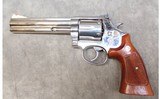 SMITH & WESSON ~ MODEL 586 ~ .357 MAGNUM - 3 of 4