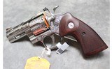 COLT
PYTHON
.357 MAGNUM