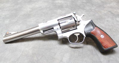 STURM, RUGER & CO. ~ SUPER REDHAWK ~ .44 MAGNUM