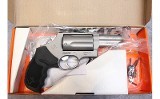 TAURUS ~ THE JUDGE ~ .45 LC/410 GAUGE - 3 of 3