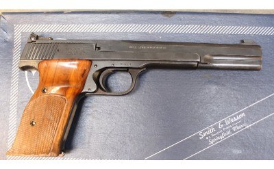Smith and Wesson ~ Model 41 ~ .22 Long Rifle - Image 4 of 4