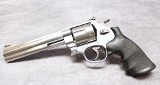 SMITH & WESSON ~ MODEL 629 CLASSIC ~ .44 MAGNUM - Image 1 of 2