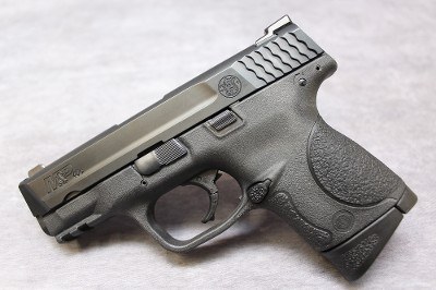 SMITH & WESSON ~ M&P 40C ~ .40 S&W - Image 1 of 3