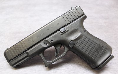 GLOCK ~ 23 GEN 5 ~ .40 S&W