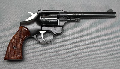 High Standard~Sentinel Deluxe~22LR