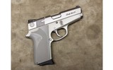 Smith & Wesson ~ 3913 Lady Smith ~ 9mm Luger - 1 of 3