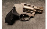 Smith & Wesson ~ 442-1 ~ .38 S&W Special - 2 of 3