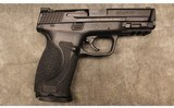 Smith & Wesson ~ M&P 40 M2.0 ~ .40 S&W - 1 of 3