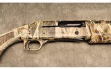 Mossberg ~ 935 Waterfowl ~ 12 Gauge - 3 of 10