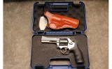 Smith & Wesson ~ 686 Plus ~ .357 Magnum - 3 of 3