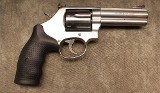 Smith & Wesson ~ 686 Plus ~ .357 Magnum - 1 of 3