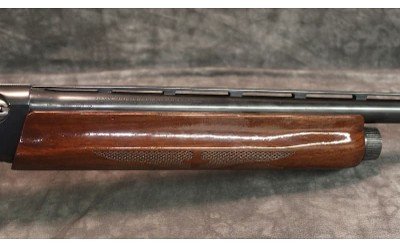 Remington 1100 12 Gauge Semi-auto Shotgun - Image 4 of 10